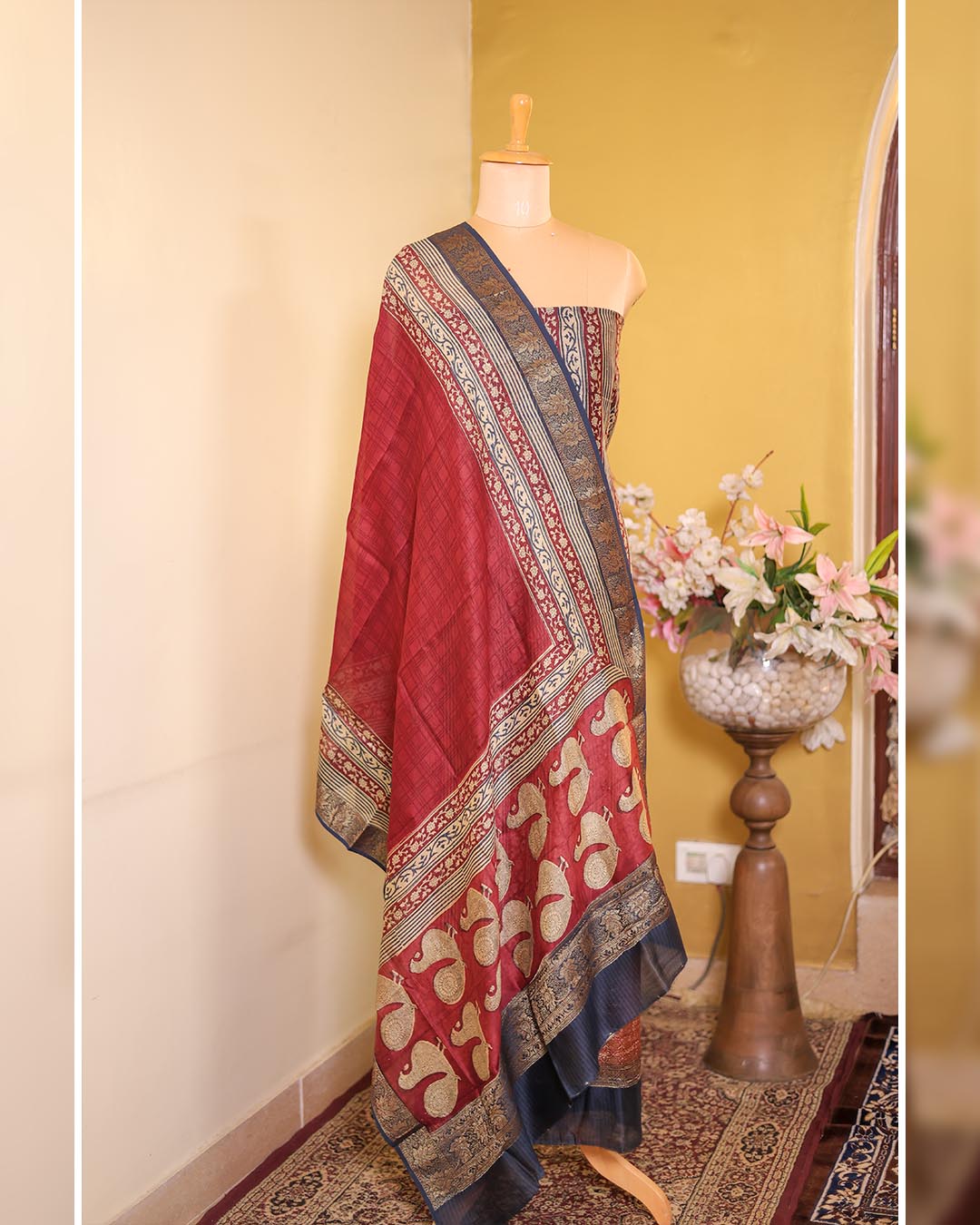 Second image of Maheshwari Silk Printed Suit with Banarasi Border – Blue Base