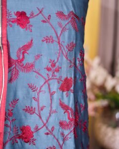 BlueMwari_0002_VOWM1122