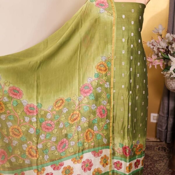 Green Maheshwari Silk Suit with Zari Booties & Floral Printed Dupatta