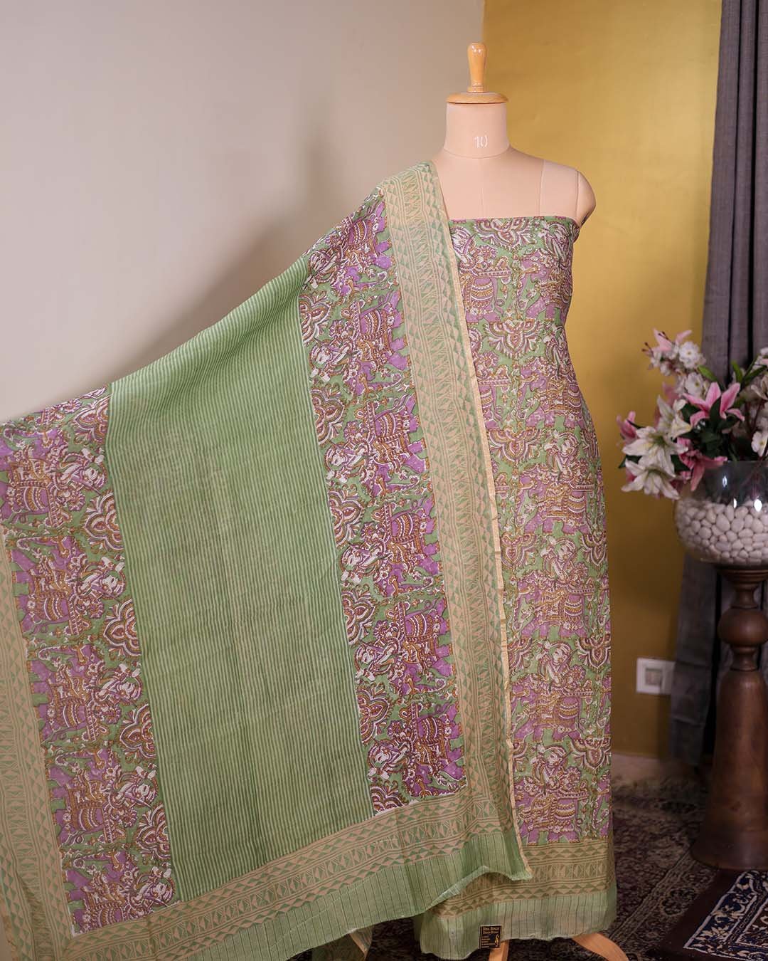 Green Pure Mal Suit with Kalamkari Print