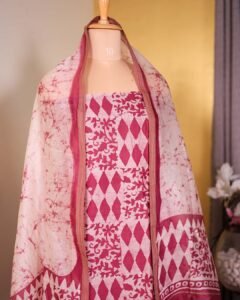 Batik1_0004_VOWM2728