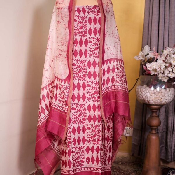 Onion Pink Batik Print Suit with Coordinated Dupatta