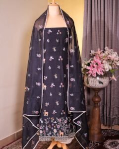 EmbFloralAnimal_0004_VOWM1829