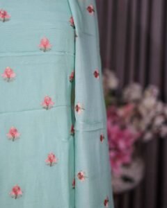 FloralEmbMal_0002_VOWM2024