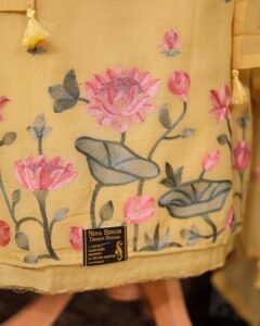 FloralEmbMal_0007_VOWM2015