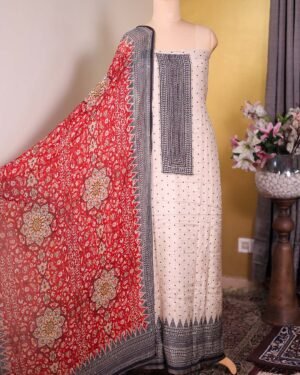 Beige Muslin Suit with Diamond Bootis & Beaded Neckline