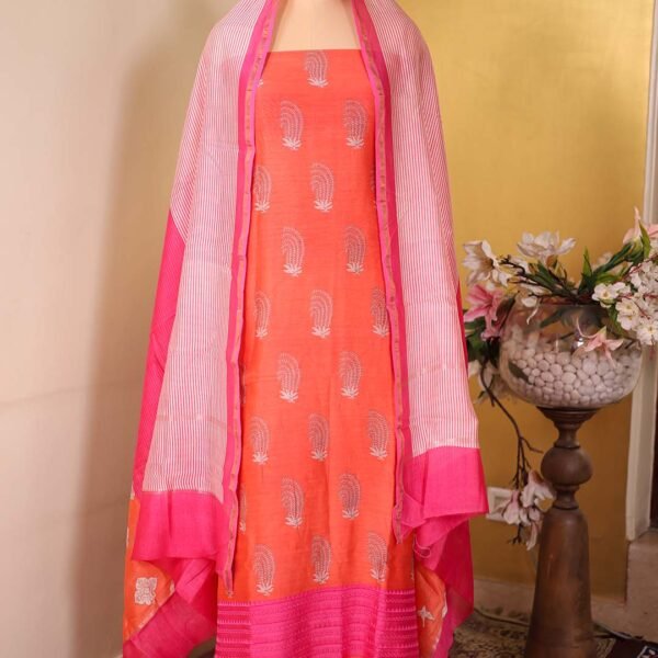 Coral Maheshwari Suit with Embroidered Hemline & Contrast Printed Dupatta