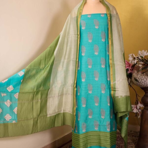 Ferozi Maheshwari Suit with Embroidered Hemline & Contrast Printed Dupatta | Article NSE-96