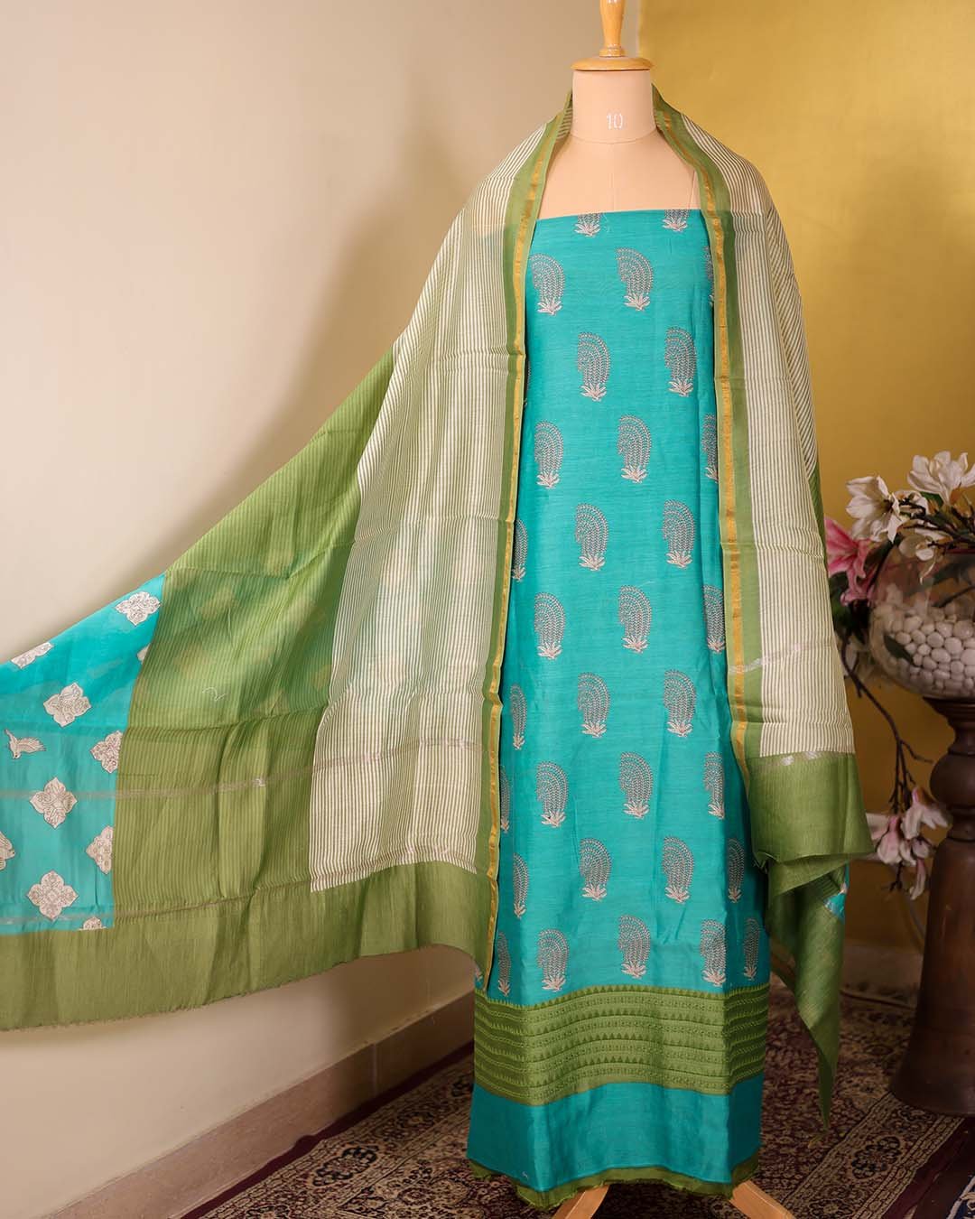 Ferozi Maheshwari Suit with Embroidered Hemline & Contrast Printed Dupatta | Article NSE-96